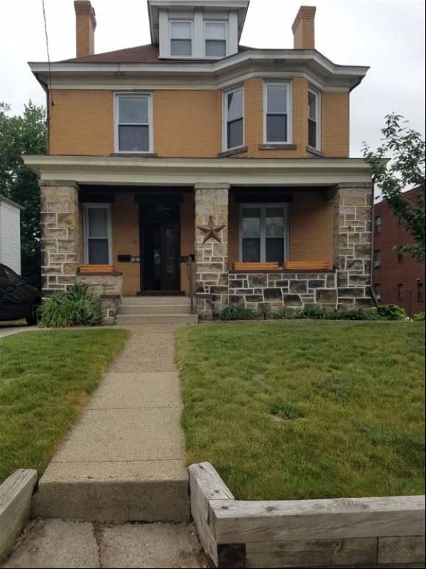 1549 Mcfarland Rd #1, Mt. Lebanon PA 15216