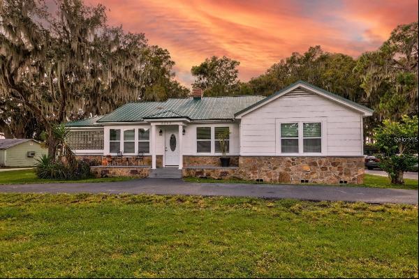 2260 W County Road 44, Eustis FL 32726