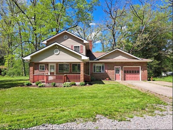 206 Lakewood Rd, Hickory Twp PA 16101