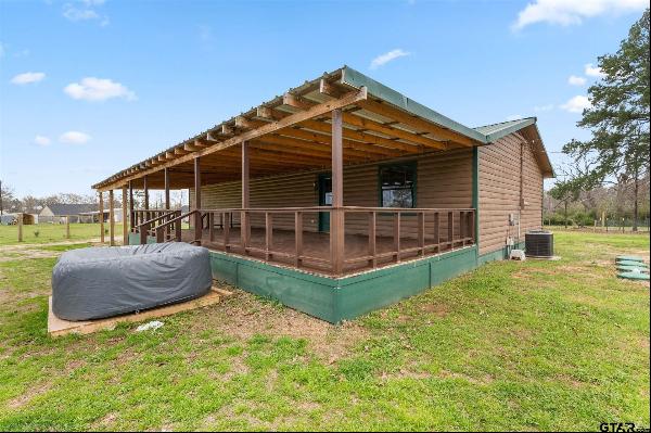 22455 County Road 2166, Troup TX 75789