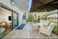 High-end Furnished Garden Apartment in Tel Aviv's Old North