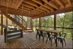 Gorgeous Cabin Perch High above Hemlock Trees