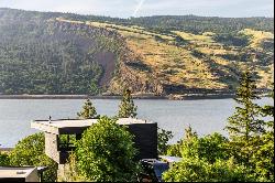 622 SYNCLINE WAY Mosier, OR 97040