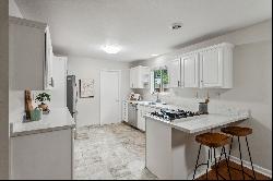 Updated DeVita Home in the Western Foothills
