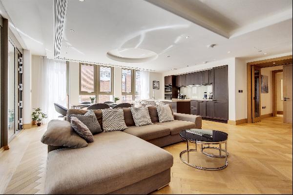 Contemporary two bedroom flat to rent in Westminster, SW1