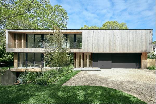 Honest Modernism in East Hampton