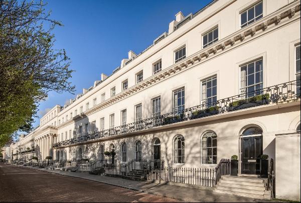 House with state-of-the-art features and incredible Regent’s Park views
