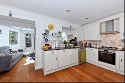 Virginia Place, Cobham, Surrey, KT11 1AE