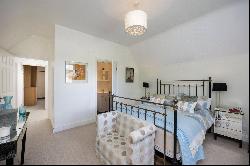 Kingston Hill, Kingston upon Thames, Surrey, KT2 7JX