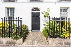 Gloucester Place, Cheltenham, Gloucestershire, GL52 2RN