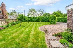 Old Mansion Drive, Bredon, Tewkesbury, Gloucestershire, GL20 7JZ