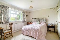 Old Mansion Drive, Bredon, Tewkesbury, Gloucestershire, GL20 7JZ