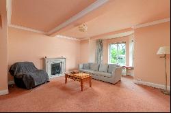 Grange Loan, Grange, Edinburgh, EH9 2HB