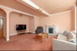 Grange Loan, Grange, Edinburgh, EH9 2HB