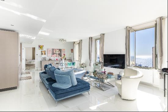 Panoramic sea view 2 bedroom apartment close to Monaco - Côte d'Azur Sotheby's