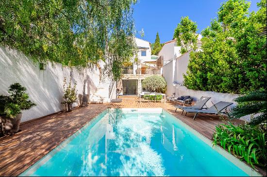 Marseille 7th, Corniche - House with swimming pool and independent studio