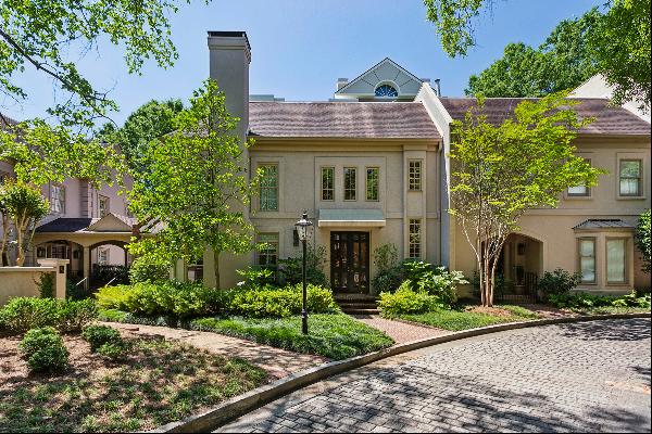 Exclusive Haven of Privacy Nestled in the Heart of Buckhead Atlanta