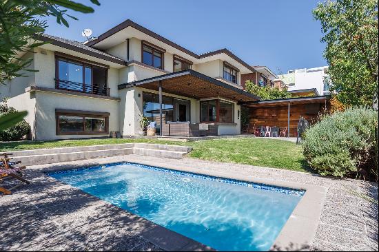 Contemporary house in San Carlos de Apoquindo