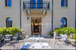 Beautiful historic villa overlooking Lake Maggiore