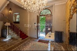 Beautiful historic villa overlooking Lake Maggiore