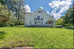 NEUVECELLE PROPERTY WITH VIEW ON THE LAKE