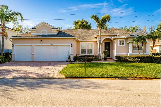 1355 Scarlet Oak Circle, Vero Beach, FL