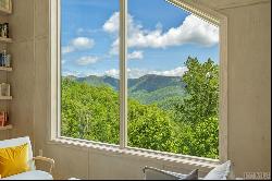 63 Evans Creek Road, Scaly Mountain NC 28775