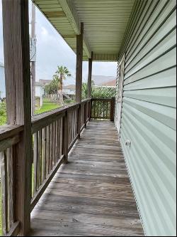 13917 Pirates Beach Boulevard, Galveston TX 77554