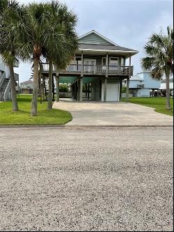 13917 Pirates Beach Boulevard, Galveston TX 77554