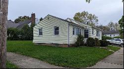 93 Rossiter Road, Rochester NY 14620