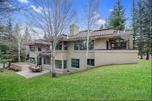 106 Meadowridge Rd, Sun Valley ID 83353