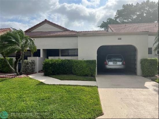 5919 W Parkwalk Cir W Cir, Boynton Beach FL 33472