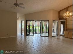 5919 W Parkwalk Cir W Cir, Boynton Beach FL 33472