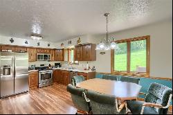 225 Country Lane, Moon/Crescent Twp PA 15108