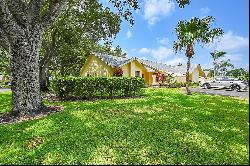 10944 Water Oak Manor, Boca Raton FL 33498