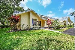 10944 Water Oak Manor, Boca Raton FL 33498