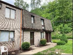 500 Milltown Rd Unit 501, Plum Boro PA 15068