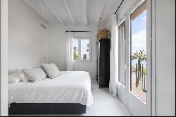 Unique house in first line of sea - Barceloneta