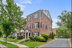 2112 Clark Place, Silver Spring, MD 20910