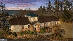 6317 Overlook Dr, King George VA 22485