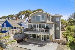 4573 SW BEACH AVE Lincoln City, OR 97367