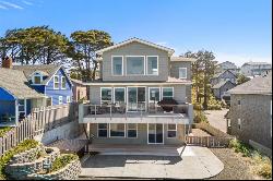 4573 SW BEACH AVE Lincoln City, OR 97367