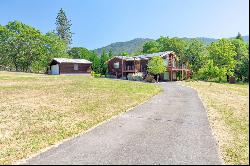 498 NW Scenic Drive Grants Pass, OR 97526