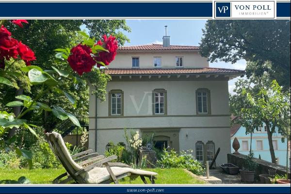 Stately villa under monument protection - exclusively and stylishly renovated