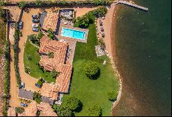 Beautiful waterfront property Porto-Vecchio