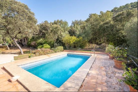 Finca with privacy and mountain views for sale in Puigpunyent, M, Puigpunyent 07194