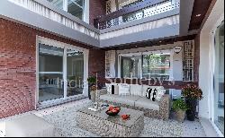 Bungalow in Anand Niketan