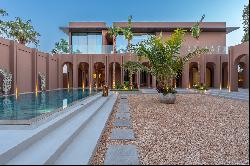 Luxury villa in Umm Al Sheif