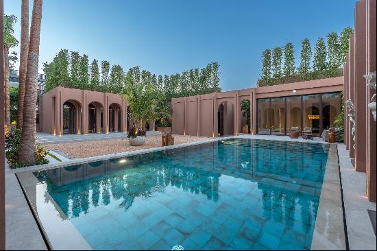 Luxury villa in Umm Al Sheif