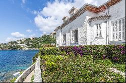 Seaside splendor awaits in Cap d'Ail - Unveiling tremendous renovation potential